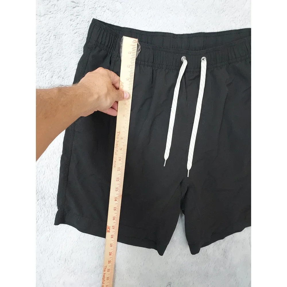 Vuori Kore Shorts Men Large Lined Athletic Performance Black Gym Drawstring Logo